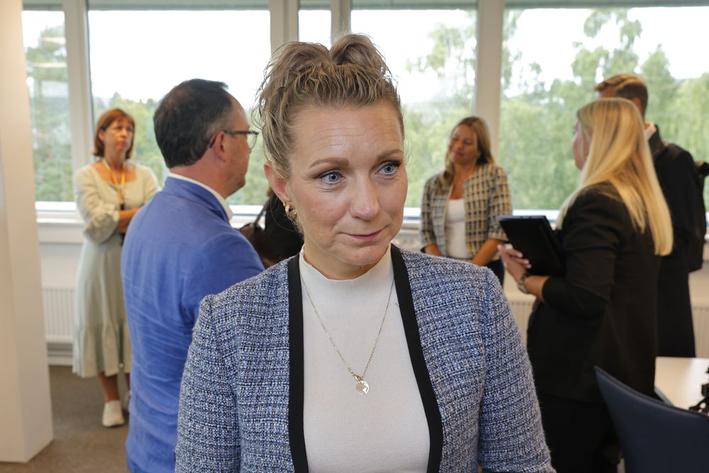 De nye KI-rådgiverne skal blant annet jobbe med digitaliseringsminister Karianne Tung (Ap).