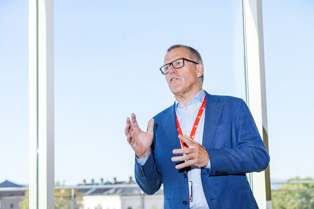 Finansieringsdirektør Leon Bakkebø i Innovasjon Norge mener Norge må være offensive og legge til rette for å utvikle ny teknologi og leverandørindustri for å bli mindre avhengige av dagens dominerende aktører.