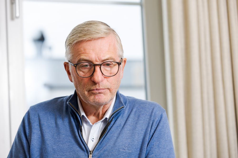 I februar ble Thorbjørn Thoresen fjernet fra stillingen som direktør for Forsvarsbygg.