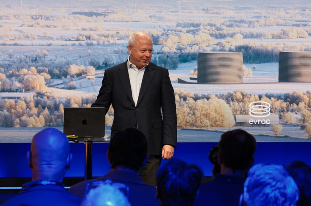 Mattias Åström er sjef i det svenske skyselskapet Evroc. Europeiske skytjenester har en markedsandel på rundt 10 prosent, ifølge Evroc-sjefen.