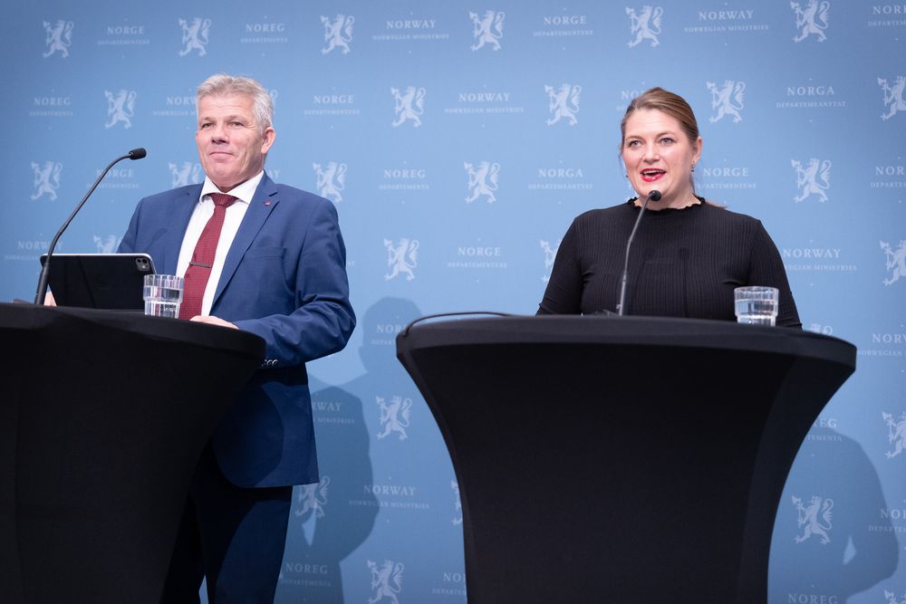 Onsdag møter næringsminister Cecilie Myrseth og kommunal- og distriktsminister Bjørnar Skjæran pressen om Fensfeltet.