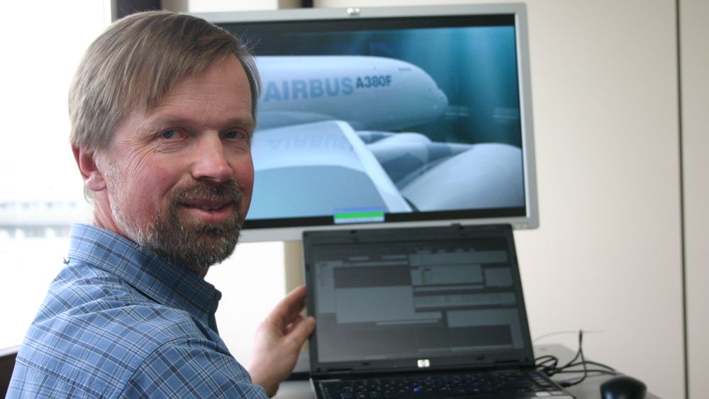 <p>Første gang vi fikk se overføring via LTE-nett, var i Alcatel-Lucents laboratorie i Stuttgart, den gang utført av forskeren Johannes Kopenborg (bildet) i 2,1 GHz (UMTS-båndet). Nå har LTE-teamet i Stuttgart testet LTE i 800 MHz-båndet.</p>