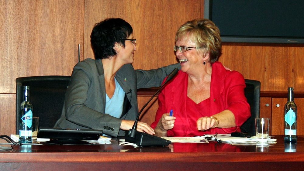 <p>Fornyings- og administrasjonsminister Heidi Grande R&oslash;ys (SV) og kommunal- og regionalminister Magnhild Meltveit Kleppa (Sp).</p>