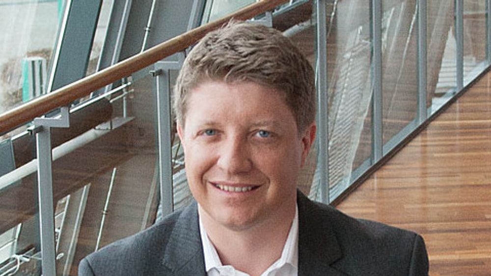 Teknisk direktør Frode Støldal i Telenor Norge snakket under Small Cell Forum i London om behovet for fiber til alle aksesspunkter på grunn av den kommende virtualiseringen av elementene i nettverkene.