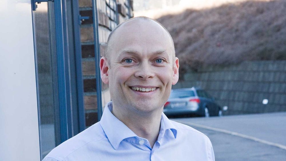Teknisk sjef Roy Ove Nilssen i Netcom vil lære av danskene når selskapet skal ta i bruk småceller i løpet av året.
