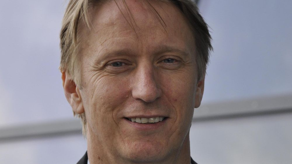 Administrerende direktør for Canal digital kabel-tv og leder for Telenor-divisjonen Home, Gisle Pedersen åpner for å vurdere å levere et rent bredbåndstilbud også i Canal digital-regi.