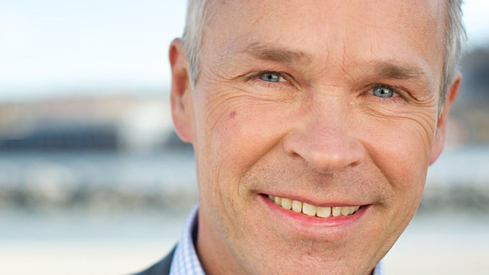 Kommunal- og fornyingsminister Jan Tore Sanner skal legge planene for et digitalt liv - etter oljen.