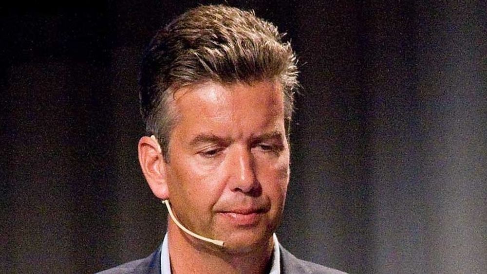 Finansdirektør Richard Aa i Telenor sa under en telefonkonferanse blant annet at bedriftsmarkedet i Danmark fortjener en sterk aktør som kan investere i bedre løsninger.