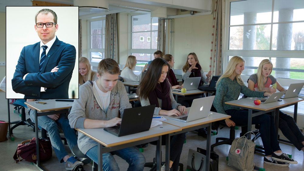 Håkon Haugli (innfelt) sier mye tyder på at norsk skole ikke utnytter de digitale mulighetene. 