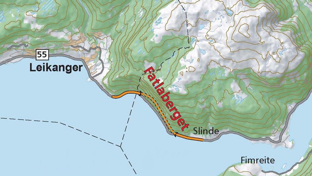 I oktober i fjor ble en ung kvinne drept av et ras fra Fatlaberget. Fatlatunnelen skal erstatte den rasfarlige strekningen. Vegvesenet tar sikte på å åpne den før året er omme. (Ill.: Statens vegvesen)