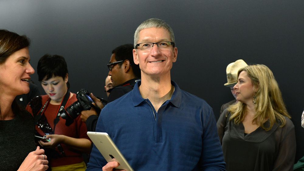 Apples App Store har hatt over 40 milliarder nedlastinger og utbetalt omtrent like mange milliarder kroner til iOS-utviklere verden over. Ca. halvparten av nedlastingene kom i 2012, melder selskapet. Toppsjef Tim Cook har med andre ord grunn til å være fornøyd.