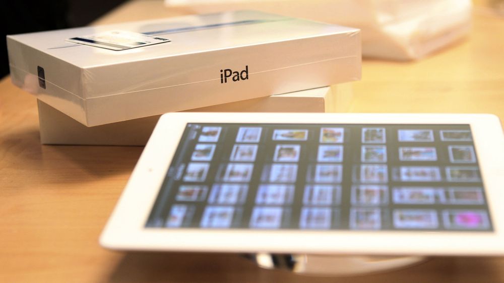 Nye iPad solgte tre millioner i løpet av en drøy åpningshelg.