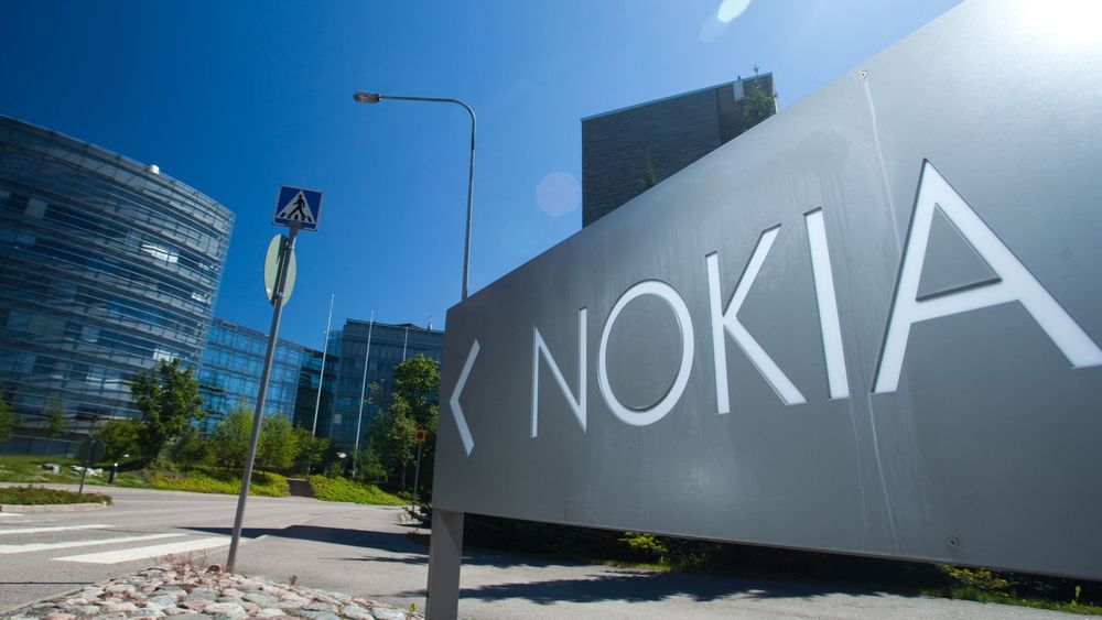 I MOTVIND: Nokias hovedkvarter i Espoo.
