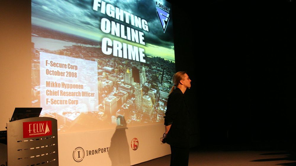 Sikkerhetsekspert Mikko Hyppönen fra F-Secure tar til orde for internasjonalt samarbeid for å fakke nettkriminelle.