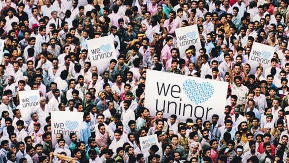 Detalj fra en plakat som Telenor bruker for å vinne støtte i India.