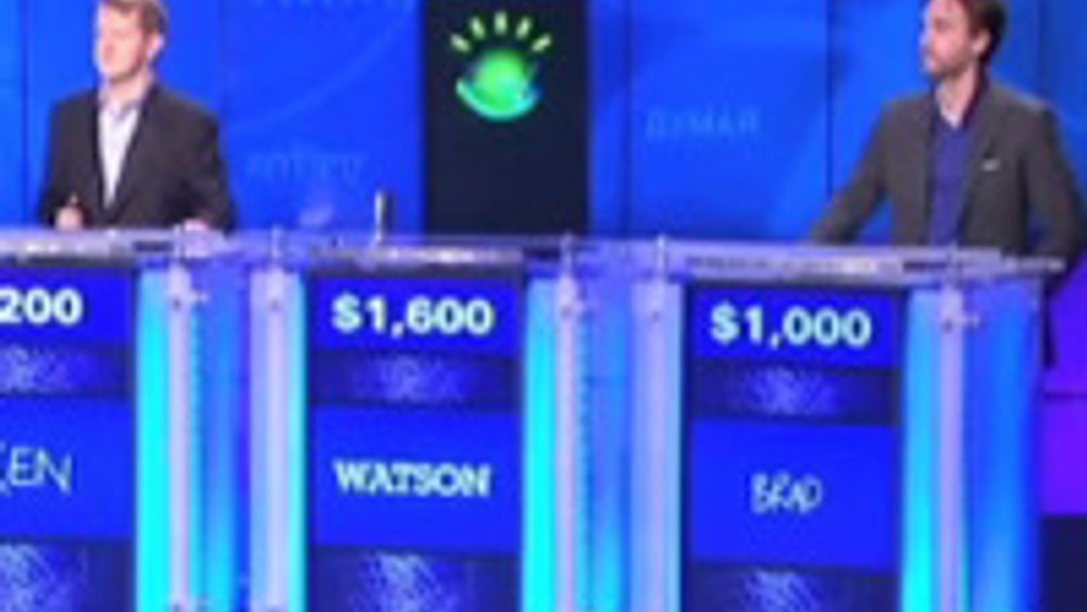 Ubevegelige Watson står alltid plassert mellom konkurrentene.