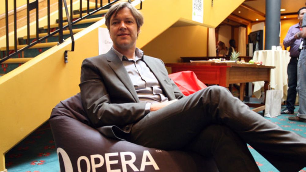 Opera Softwares toppsjef, Lars Boilesen, kunne torsdag presentere oppkjøpet av to mobile annonseplattformer. Håpet til selskapet er å gjøre den mobile plattformer mer attraktiv for annonsører.