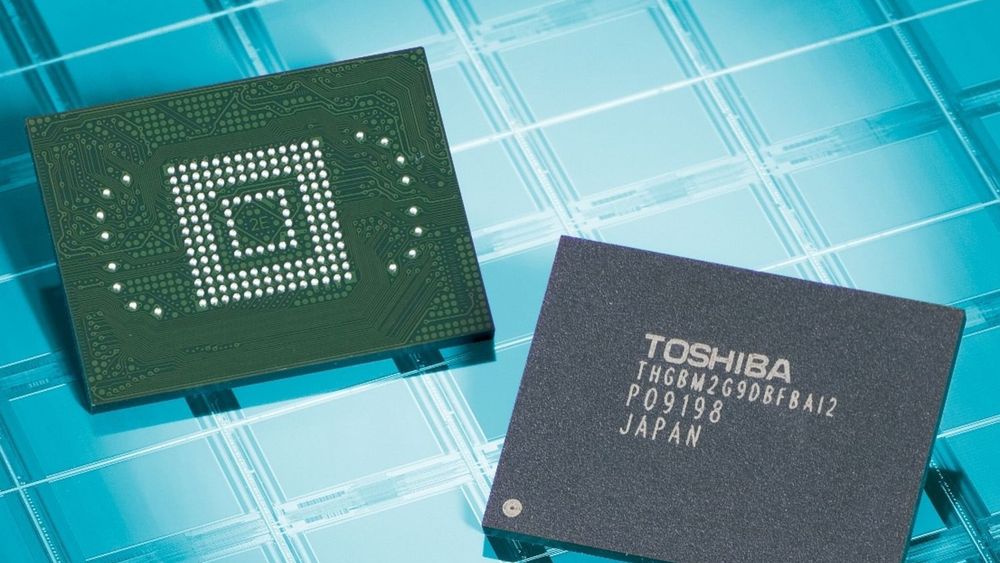 64 gigabyte-varianten av Toshibas nye eMMC flashminnemoduler.