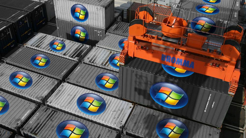 Microsoft bygger ut nettskyen sin med 10.000 nye servere hver måned. Det er like mange servere som Facebook har tilsammen for å levere sine tjenester til 115 millioner brukere.