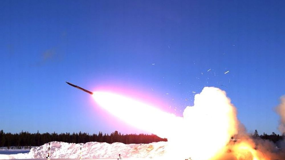 Boeing og Saab har det siste halvåret samarbeidet om å ta fram Ground Launched Small Diameter Bomb (GLSDB). I forrige måned ble systemet prøveskutt på rakettskytefeltet i Vidsel. 