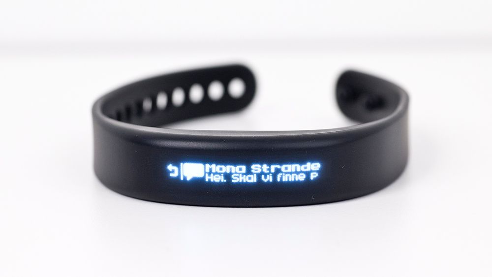 Garmin Vivosmart vibrerer på håndleddet hver gang det skjer noe som fortjener et push-varsel på telefonen din. 