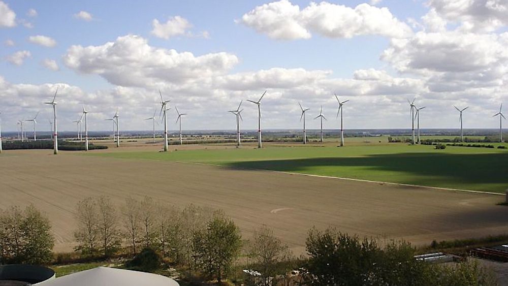 Både spennings- og frekvenskvaliteten Tyskland har i dag kan opprettholdes selv uten bruk av fossile energikilder og kjernekraft, ifølge Fraunhofer Institut.
