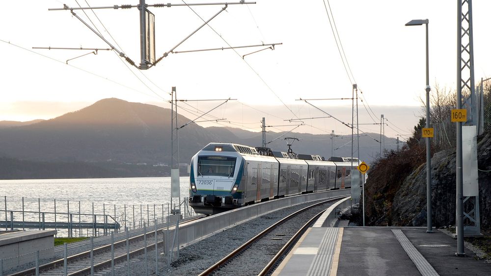 Et nytt verktøy utviklet av Sintef skal hjelpe forsinkede tog å komme i rute. 