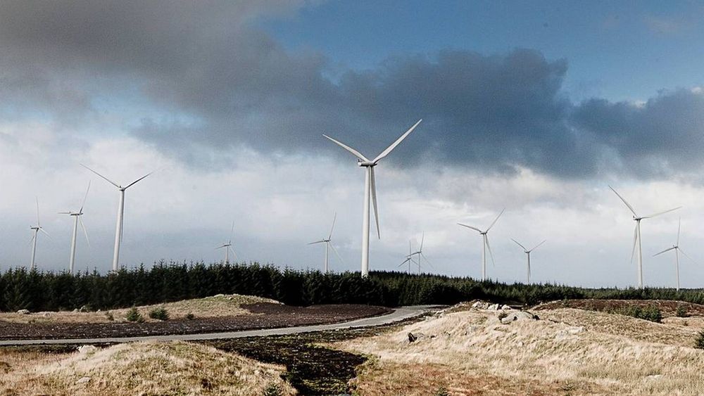  Den norske vindkraften får gunstigere avskrivningsregler. Det provoserer Småkraftforeningen. 