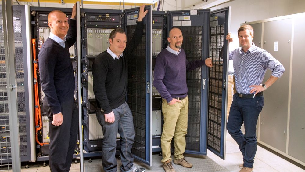 M2M-gründere: Raymond Berntsen, Pete Vickers, Henning Solberg, Kristian Sølvberg (fra høyre) har etablert Com4 i en del av telemarkedet som vokser med rakettfart. 