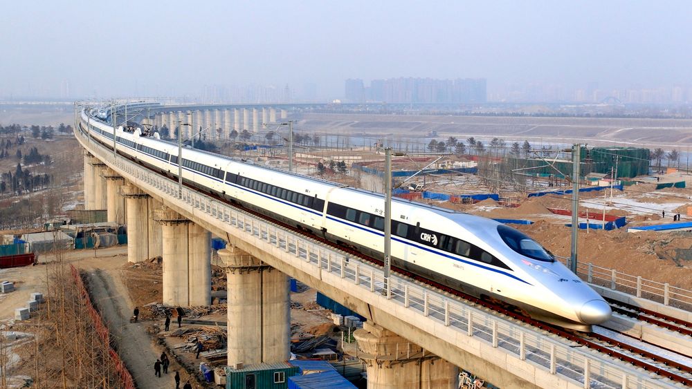 Kina åpnet en ny høyhastighetsstrekning fra Beijing til Guangzhou i sør rett før jul. Nå planlegges en strekning fra Yunnan-provinsen via Laos til Thailand og Myanmar, ifølge The New York Times. 