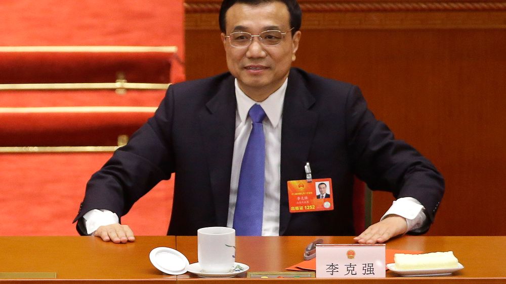 Kinas statsminister Li Keqiang holdt en sjelden pressekonferanse. 
