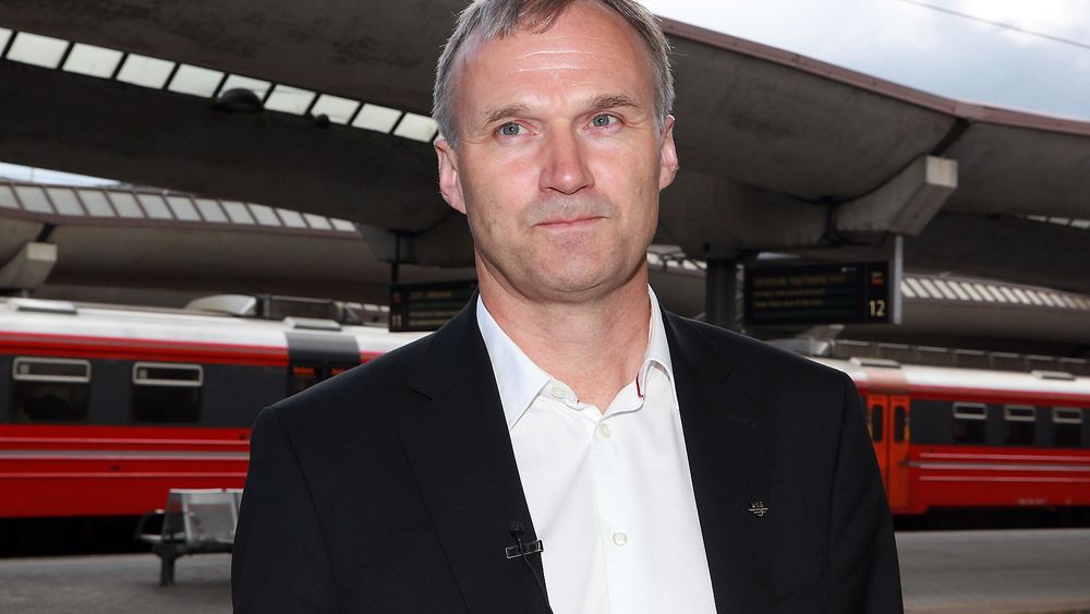 Geir Isaksen - konsernsjef i NSB, vil ha vedlikehold og kapasitetsøkning på eksisterende jernbanenett. 
