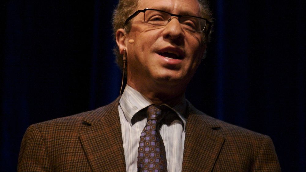 Google har hyret den kjente futuristen Ray Kurzweil. 