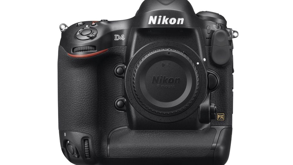 Nikons nye flaggskip D4 får 16,2 megapikslers sensor og bygges i magnesium. Lukkeren er en kompositt av kevlar og karbonfibre.
