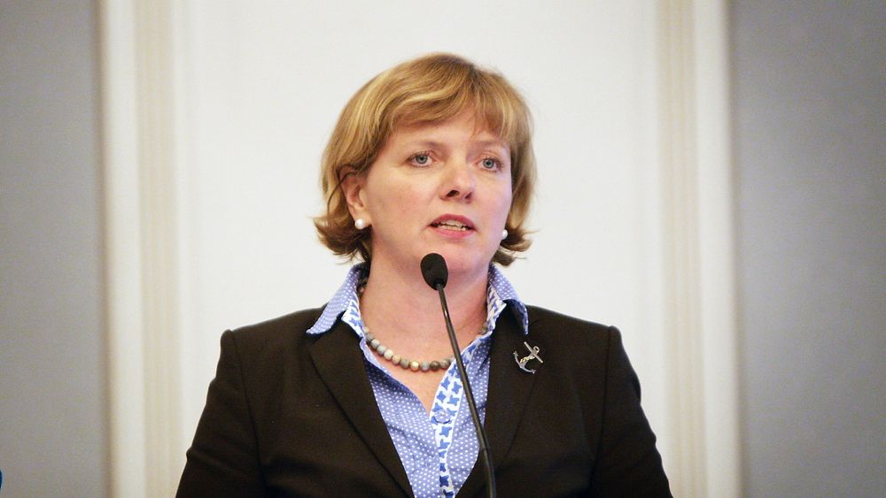 HÅPEFULL: Kystdirektør Kirsti Slotsvik håper sjøtransport blir prioritert i den neste nasjonale transportplanen.