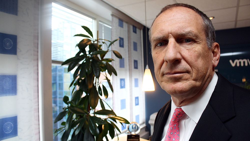 Major general John M. Custer III mener politiet nå har en glimrende mulighet til å komme med en ønskeliste for egen it-utvikling. 