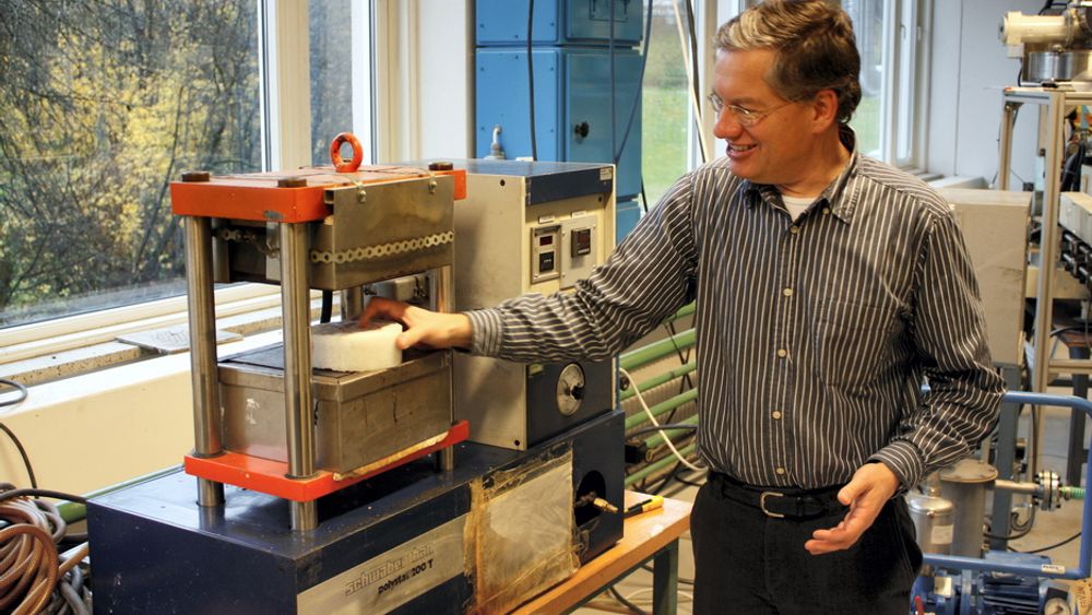 Det nye materialet NTNU-forskerne har funnet fram til er solid og lett. Det er i tillegg i stand til å tåle sterk kulde, slik det kan bli utsatt for ved oljeinstallasjoner i Arktis.