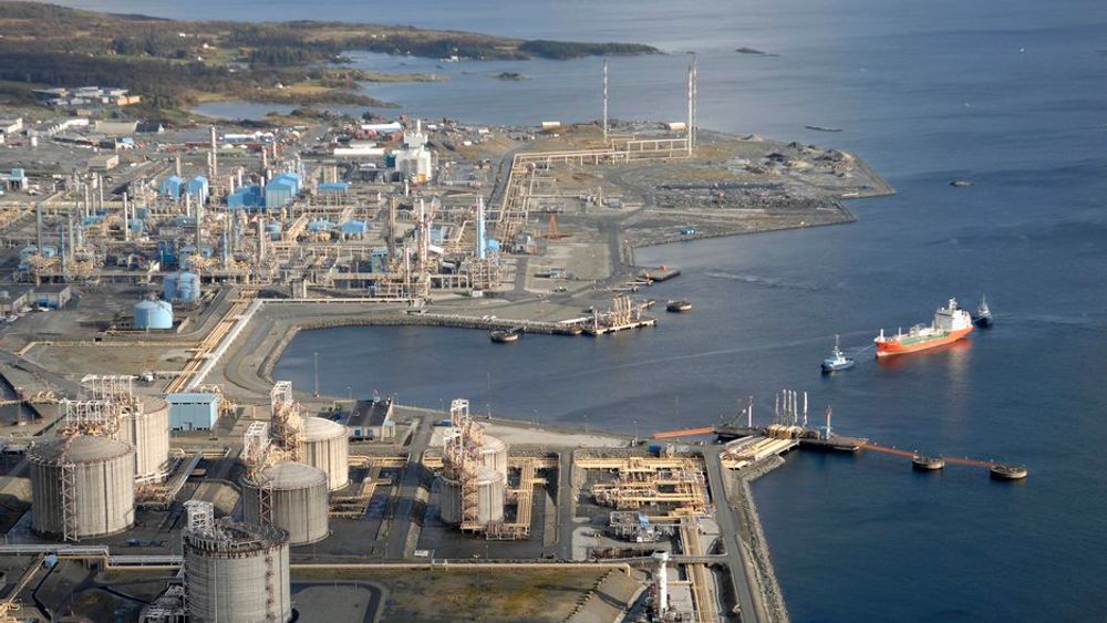 CO2-fangstanlegget på Kårstø blir verdens største. Nå får også den fjerde kvalifiserte tilbyderen forstudie-kontrakt.