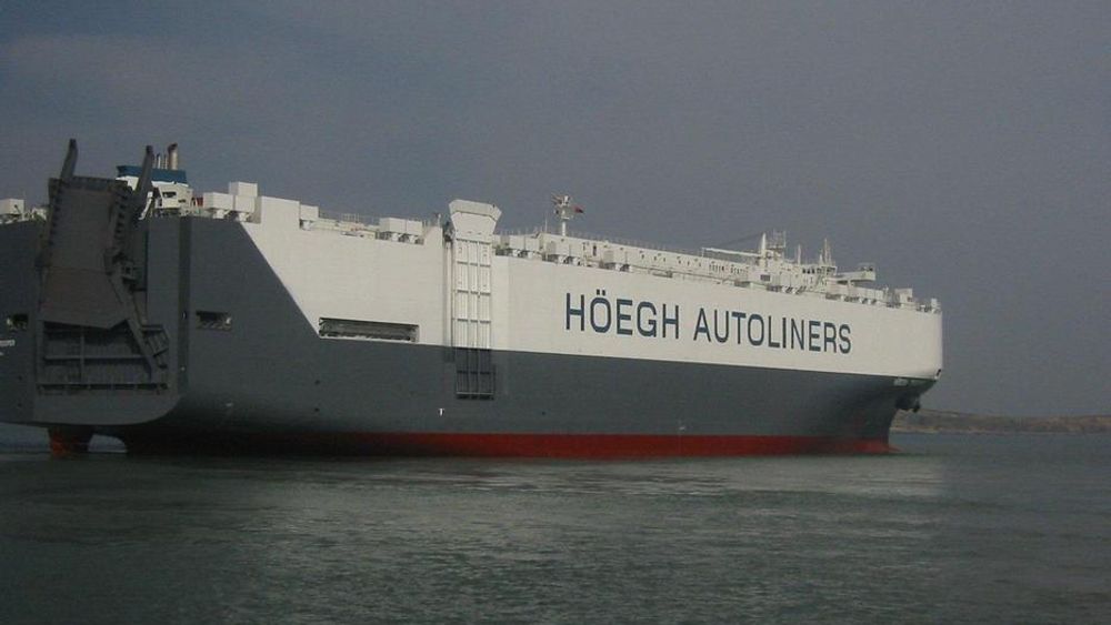 Norske redere kan slipep unna skatt ved å satse på miljøtiltak. MV Höegh Trooper installerte en prototyp av OceanSaver i april i 2005. OceanSaver renser ballastvann.
