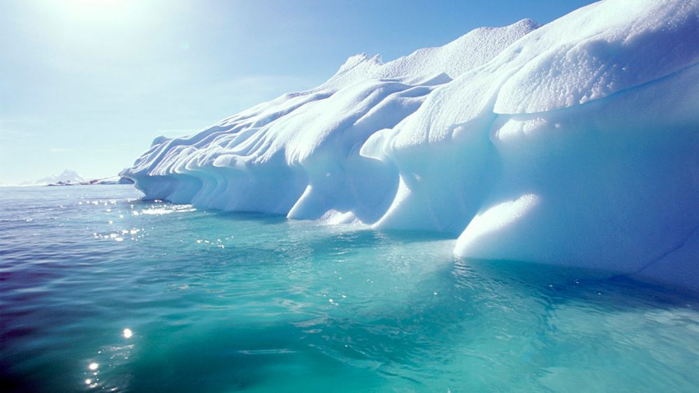 Is. Arktis. Antarktis. Global oppvarming.