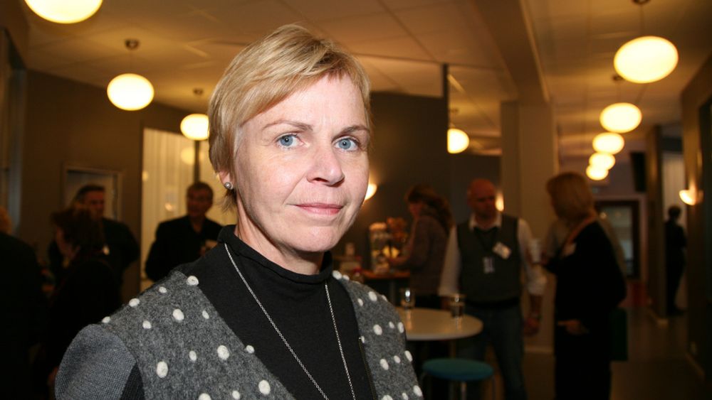 SKUFFET: Marit Stykket, president i Nito, reagerer på at KS avviser deres undersøkelse. Hun håper årsaken bare er at de ikke vet hva de kommuneansatte har blitt spurt om.