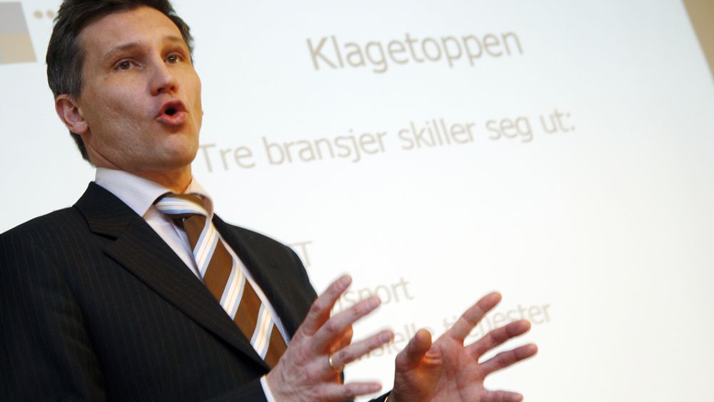 Forbrukerombud Bjørn Erik Thon og internettleverandørene er enige om en ny standard for markedsføring og avtalevilkår.