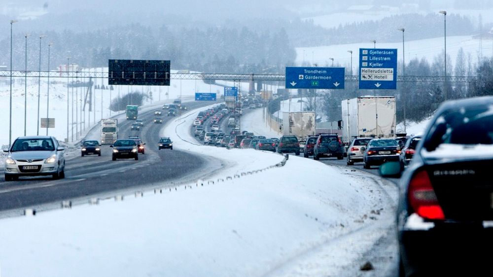 MOTORVEI KLASSE A: Trafikkmengden er stor på E6, her mellom Oslo og Gardermoen, men risikoen for alvorlige ulykker er svært liten.