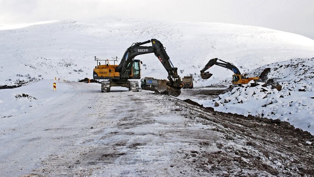 HAB Construction fra Bærum fikk den første kontrakten på utbedring av fylkesveg 98 på Ifjordfjellet, og ligger godt an til å få den andre.