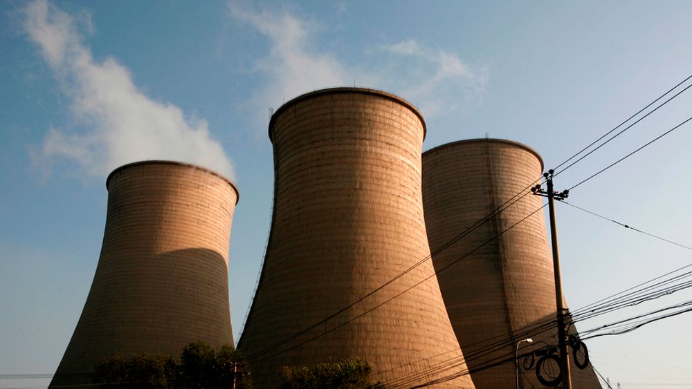 Kina forbereder seg på hva som kan skje dersom det ikke er blitt enighet om en ny klimaavtale når Kyoto-avtalen utløper i 2012. Bildet viser et kraftverk utenfor den kinesiske hovedstaden Beijing