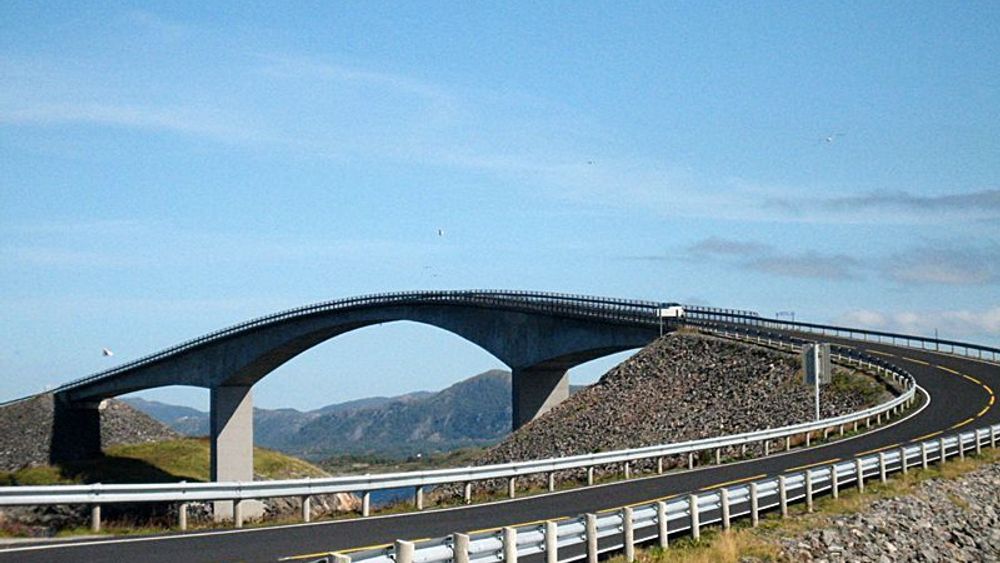 STORSEISUNDET BRO: En del av Atlanterhavsveien, men ikke helt i teten i kåringen av Norges vakreste bro.