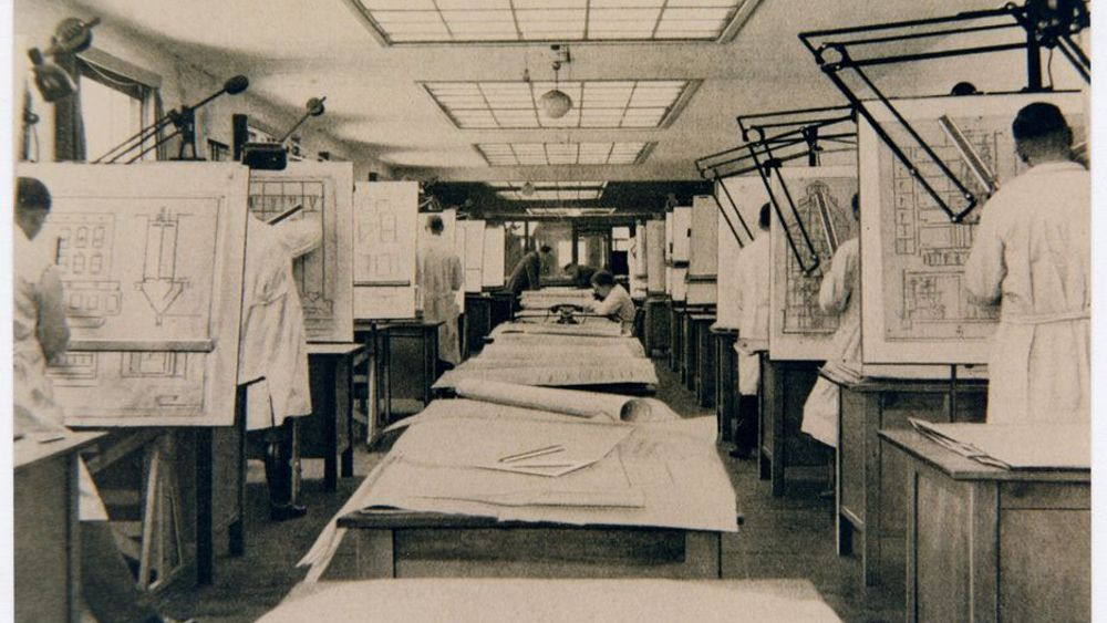 MORALEN SOM FORSVANT: Disse ingeniørene i Topf &amp; Söhne arbeidet hardt for å perfeksjonere massedrapene på jøder til tross for at de hverken var jødehatere eller nazister.. Bildet er fra juni 1940.