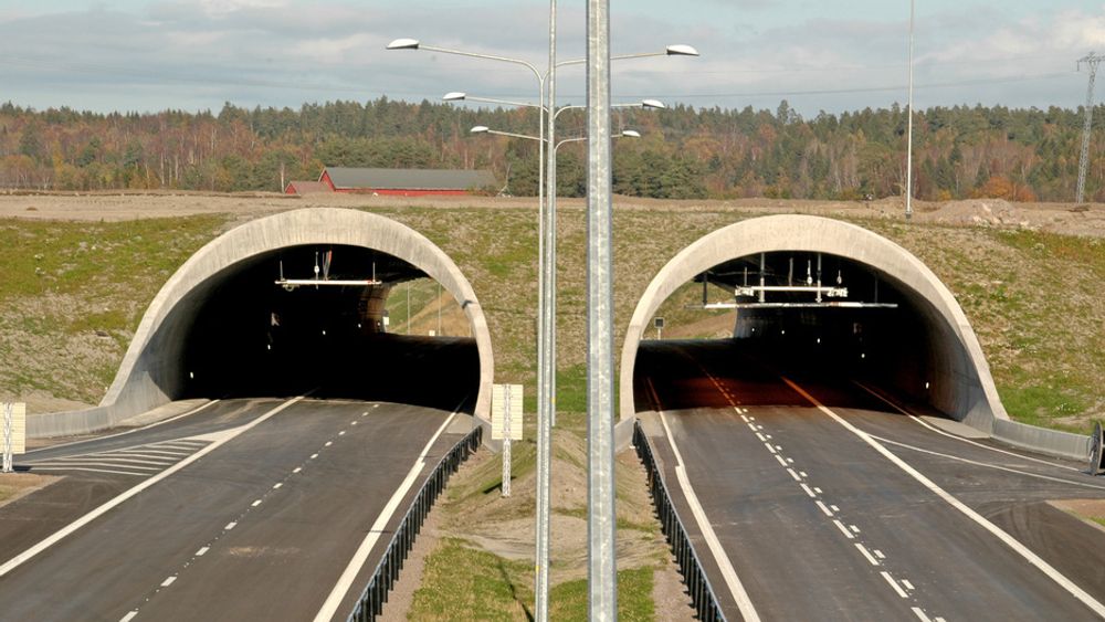 FIRE FELT: Vegvesenets mål er sammenhengende firefelts motorveg gjennom Vestfold, og gjennomgående motorvei fra Oslo til Kristiansand. Bildet viser Gulli miljøtunnel på strekningen Kopstad - Gulli.