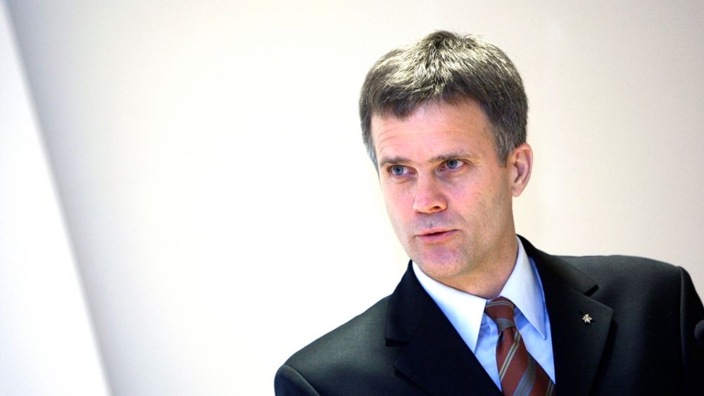ETTERFORSKES: Politieterforskningen kan få konsekvenser for Helge Lund som toppsjef.