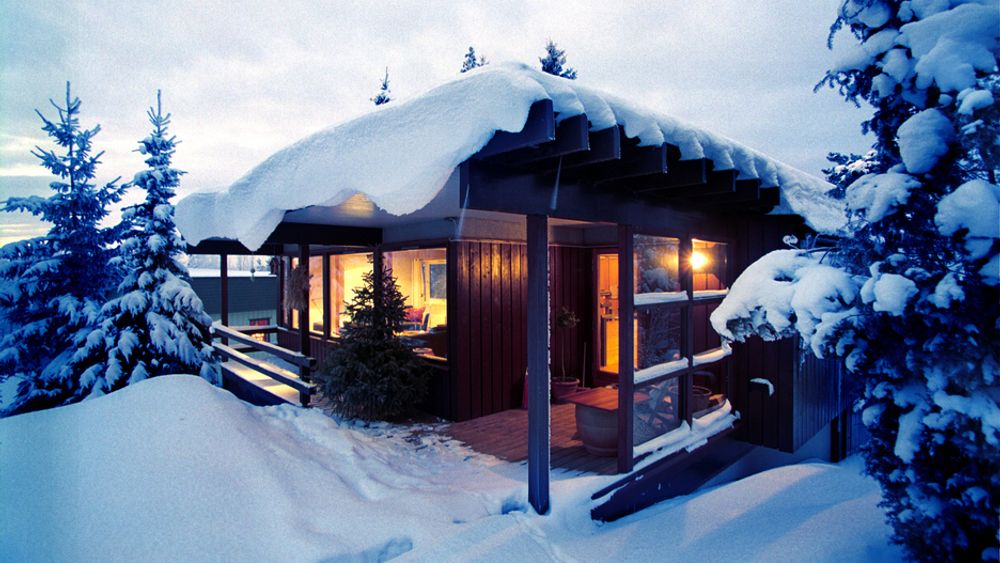 hytte vinter vinterferie hytteliv strøm strømforbruk kulde kaldt

VINTERLUKSUS: Hytteeiere ønsker mer luksusliv når de er på fjellet i vinterferien, og sparer ikke på strømmen. Forbruket har økt med 30 prosent på fire år.